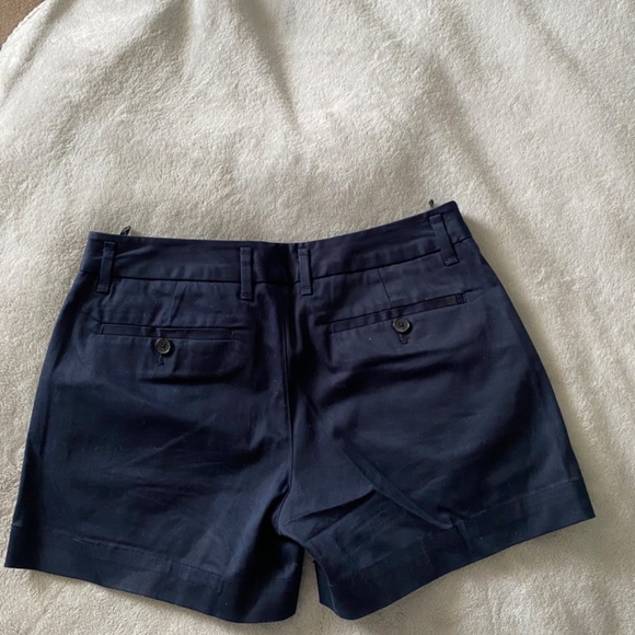 Babaton by Aritzia women’s shorts size 2 - Picture 4 of 4